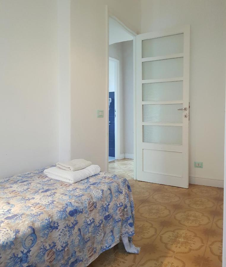 Brezza Di Mare Apartment Lido di Ostia Bagian luar foto