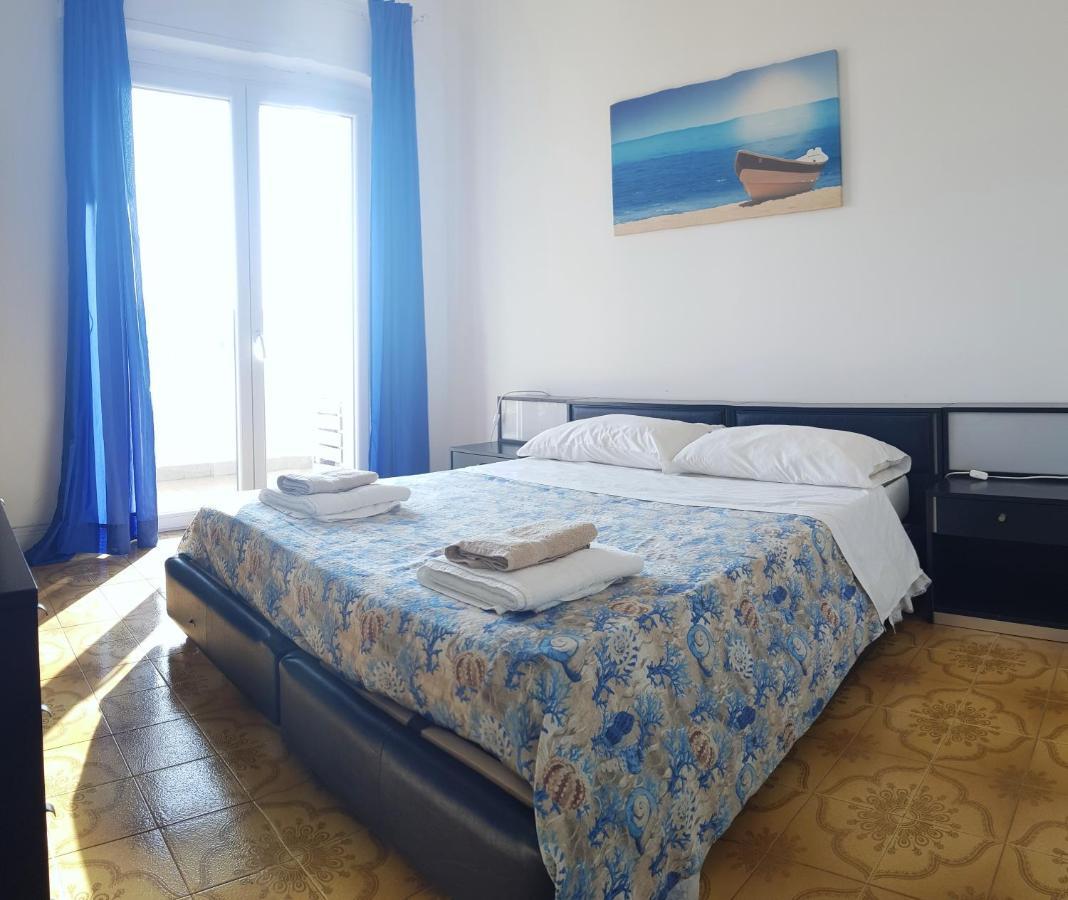 Brezza Di Mare Apartment Lido di Ostia Bagian luar foto