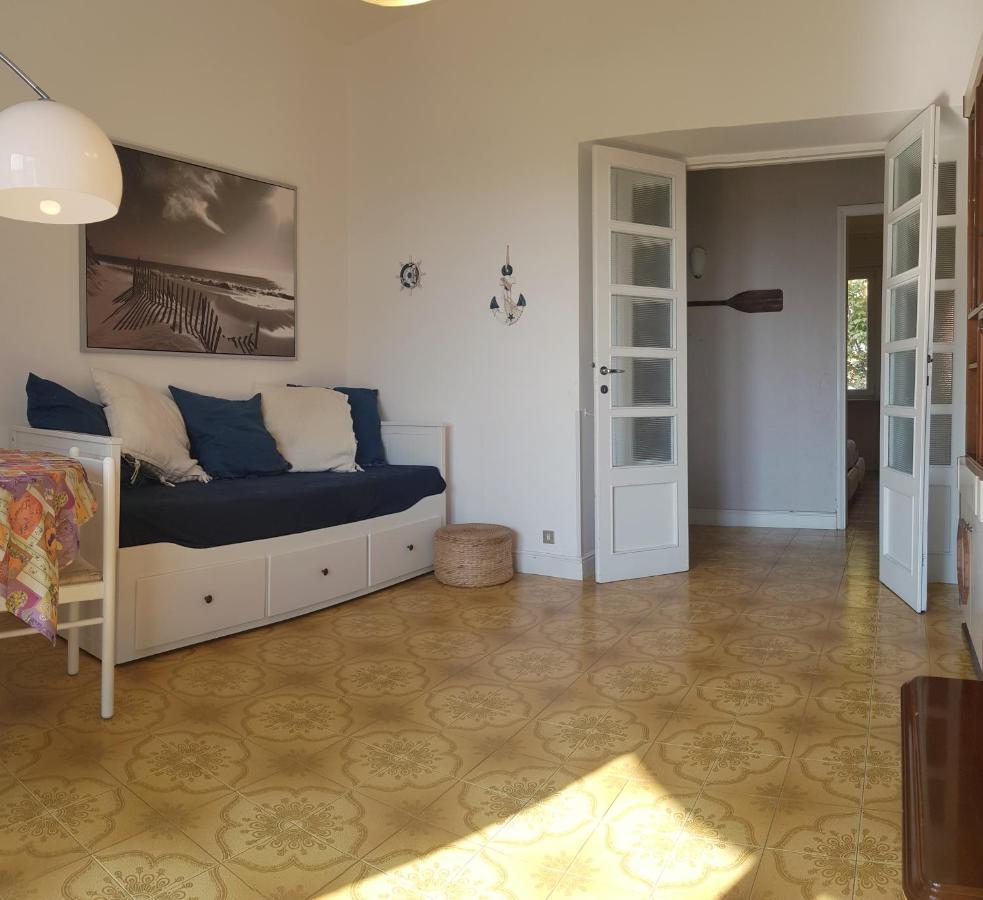 Brezza Di Mare Apartment Lido di Ostia Bagian luar foto