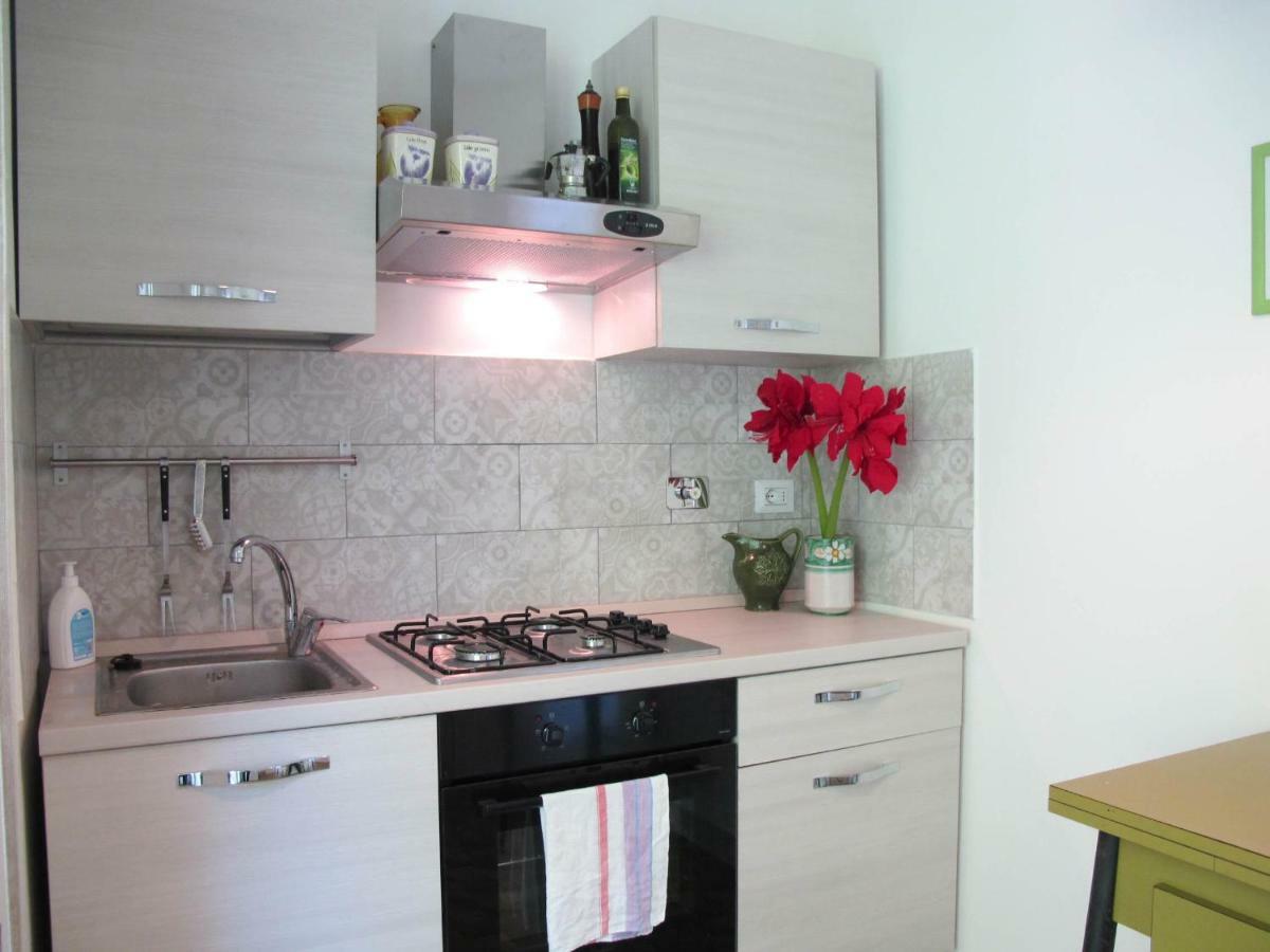 Brezza Di Mare Apartment Lido di Ostia Bagian luar foto